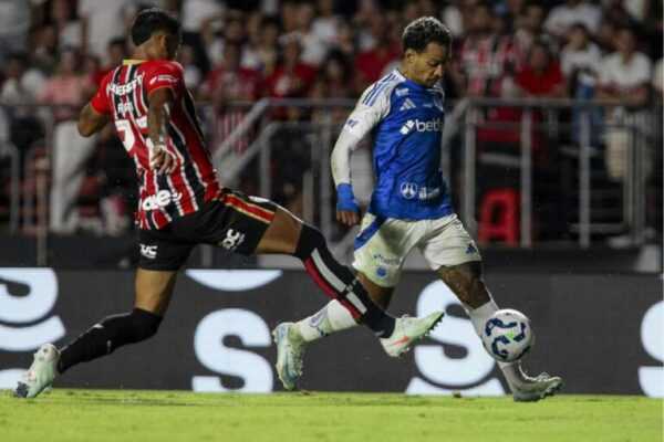 Série A: Cruzeiro e São Paulo medem forças. Veja jogos deste sábado serie-a:-cruzeiro-e-sao-paulo-medem-forcas.-veja-jogos-deste-sabado