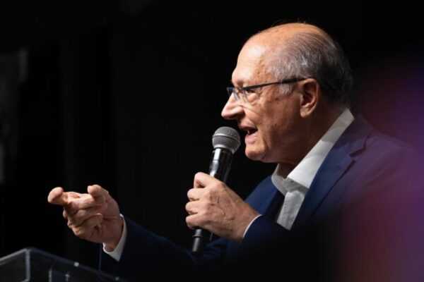 Comissão de Segurança Pública da Câmara aprova convite a Alckmin comissao-de-seguranca-publica-da-camara-aprova-convite-a-alckmin